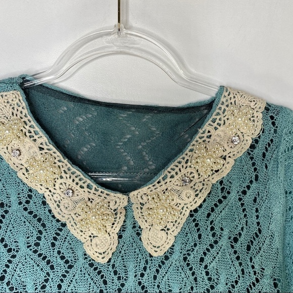 Crochet Knit Decorated Collar - Picture 3 of 10